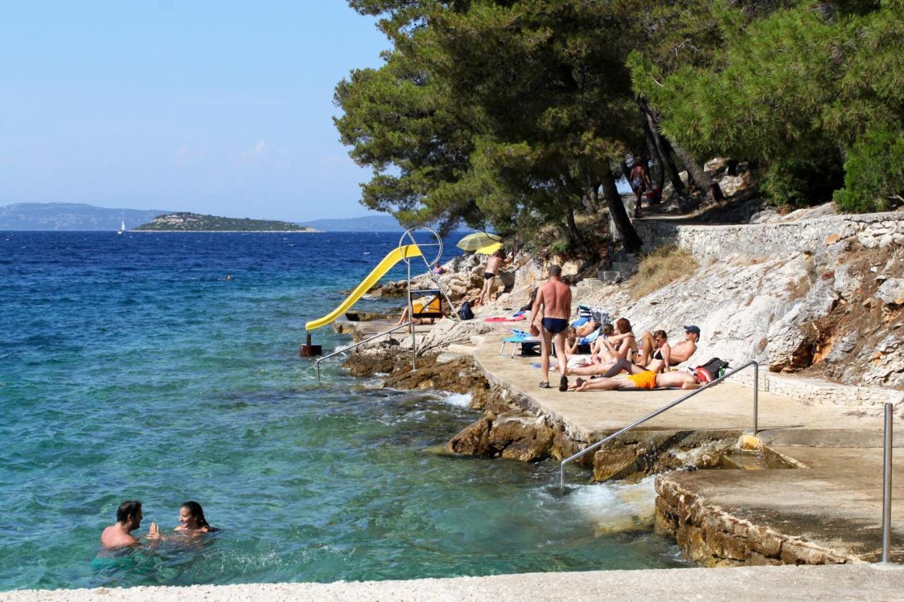 Apartments With A Parking Space Sali, Dugi Otok - 8181 Exteriör bild